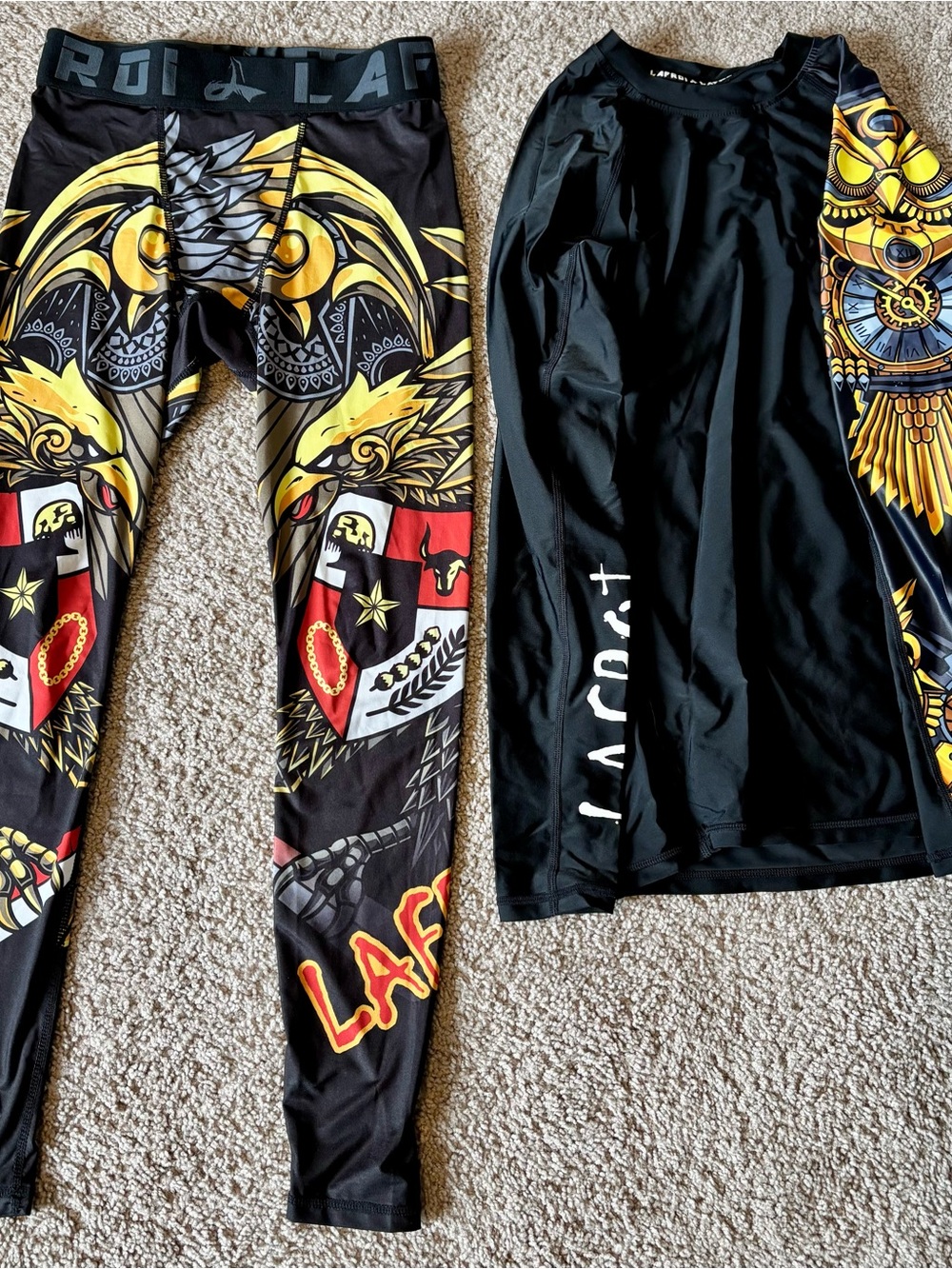 Men's Black & Yellow Graphic Swim Rash Guard -